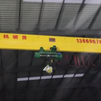 南寧起重機(jī)-橋式起重機(jī)銷(xiāo)售安裝現(xiàn)場(chǎng)